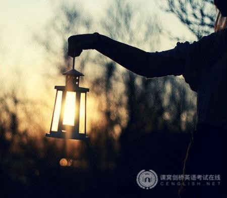 剑桥少儿英语考试：如何讲解小学英语句型