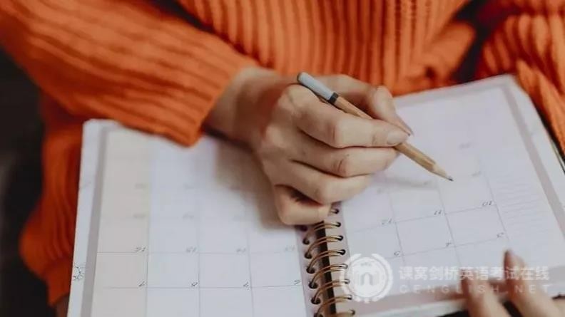 剑桥五级英语CAE考试：情态动词must用法归纳：