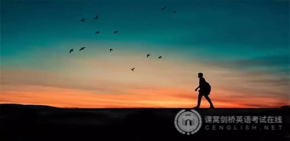 KET考试：主语和谓语构成一个句子