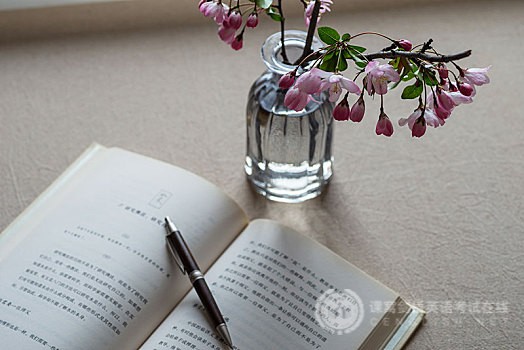 英语KET语法练习：平行结构