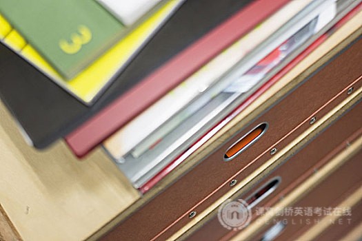 PET写作大作文想拿20分？利弊观点表达60句收藏！