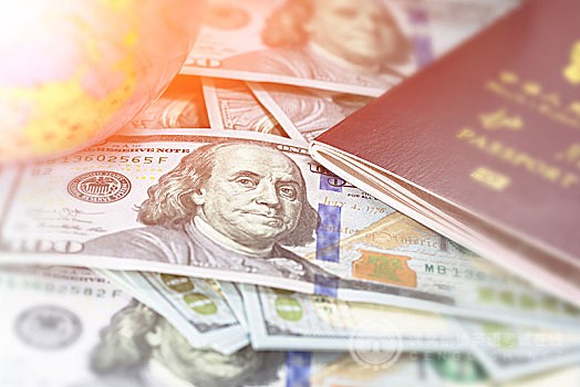 KET阅读完形填空练习及答案详细解析