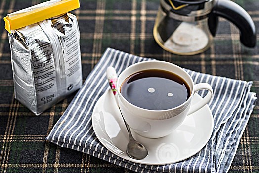  备考KET阅读基本词组及参考例句（五）