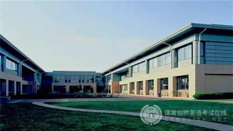 剑桥英语学习不能仅靠死记硬背，在生活场景下学习英语或许会事半功倍